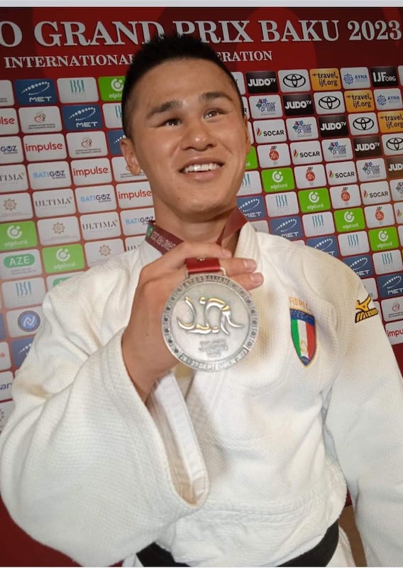 Determination and Willpower: The Remarkable Journey of Dongdong Paolo  Camanni Towards the 2024 Paralympics - Archysport