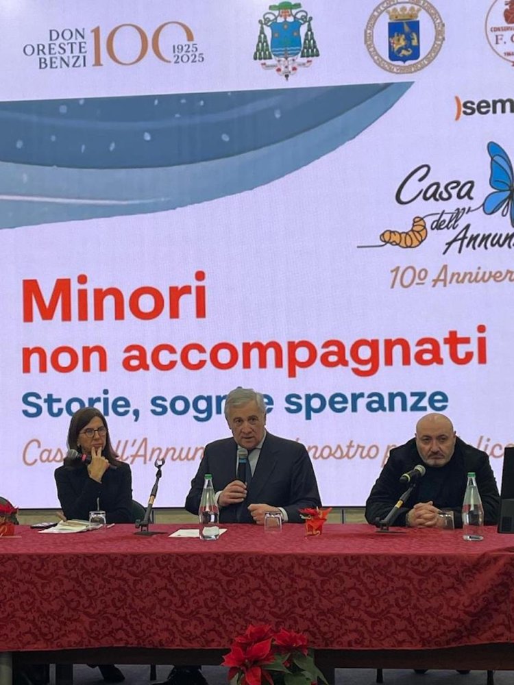 Tajani incontra i minori non accompagnati. «Promuoveremo il modello Annunziata»